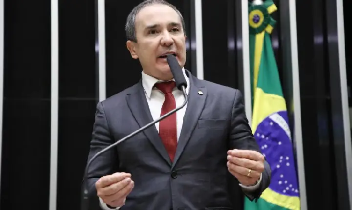 Proposta prevê folga remunerada no aniversário do trabalhador formal