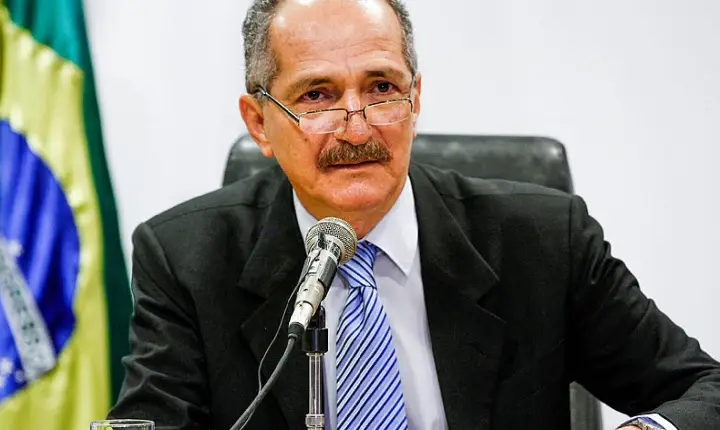 Rebelo diz a Moraes que não aceita censura é ameaçado de prisão