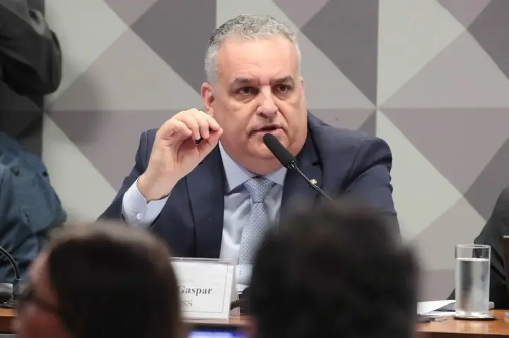 Relator da CPMI critica fiscalização do INSS sobre consignados e defende regulação