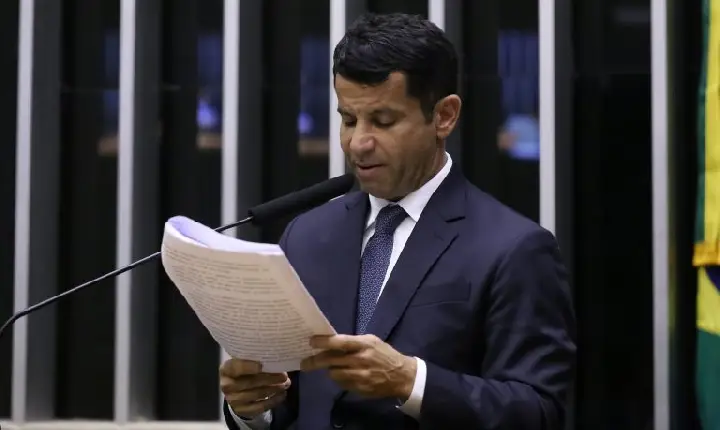 Relator de projeto sobre streaming defende atualização das regras para o setor; acompanhe