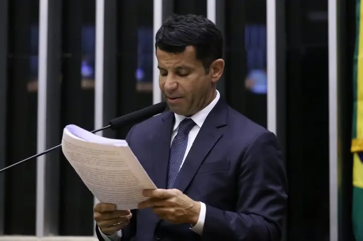 Relator de projeto sobre streaming defende atualização das regras para o setor; acompanhe