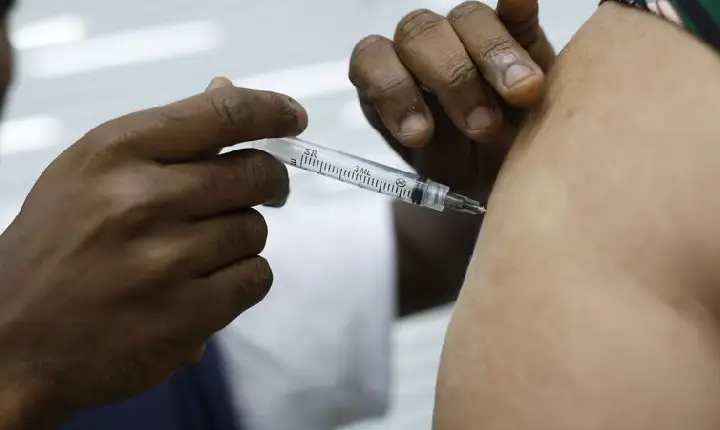 Saúde realiza Dia D de vacinação contra a gripe neste sábado