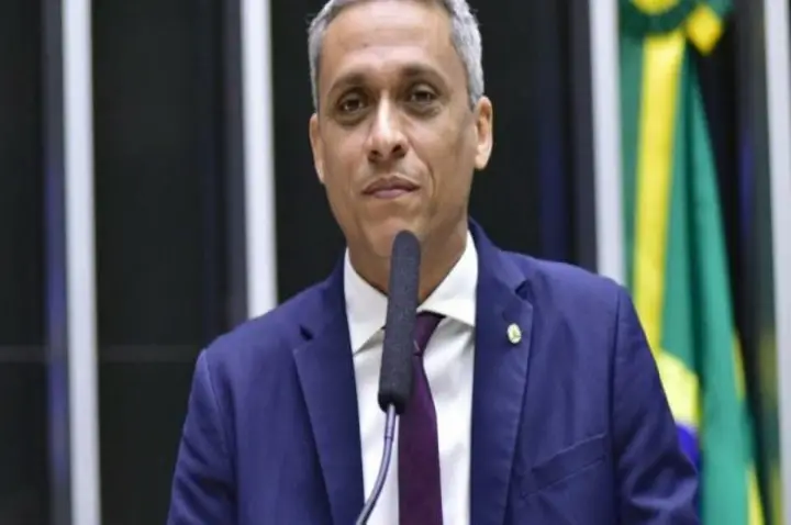 STF analisa interpelação do PT contra Gustavo Gayer