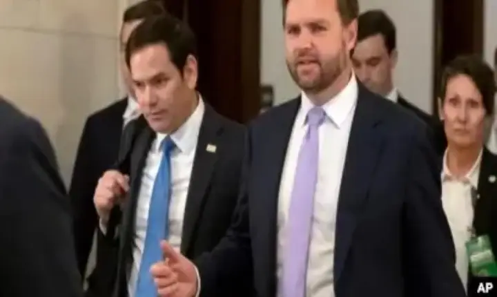 Trump Descarta Terceiro Mandato e Aponta Vance e Rubio Como Potenciais Sucessores em 2028