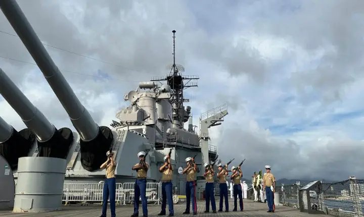 Trump envia submarino nuclear e outro navio de guerra à Venezuela