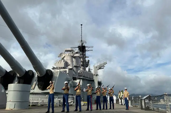 Trump envia submarino nuclear e outro navio de guerra à Venezuela