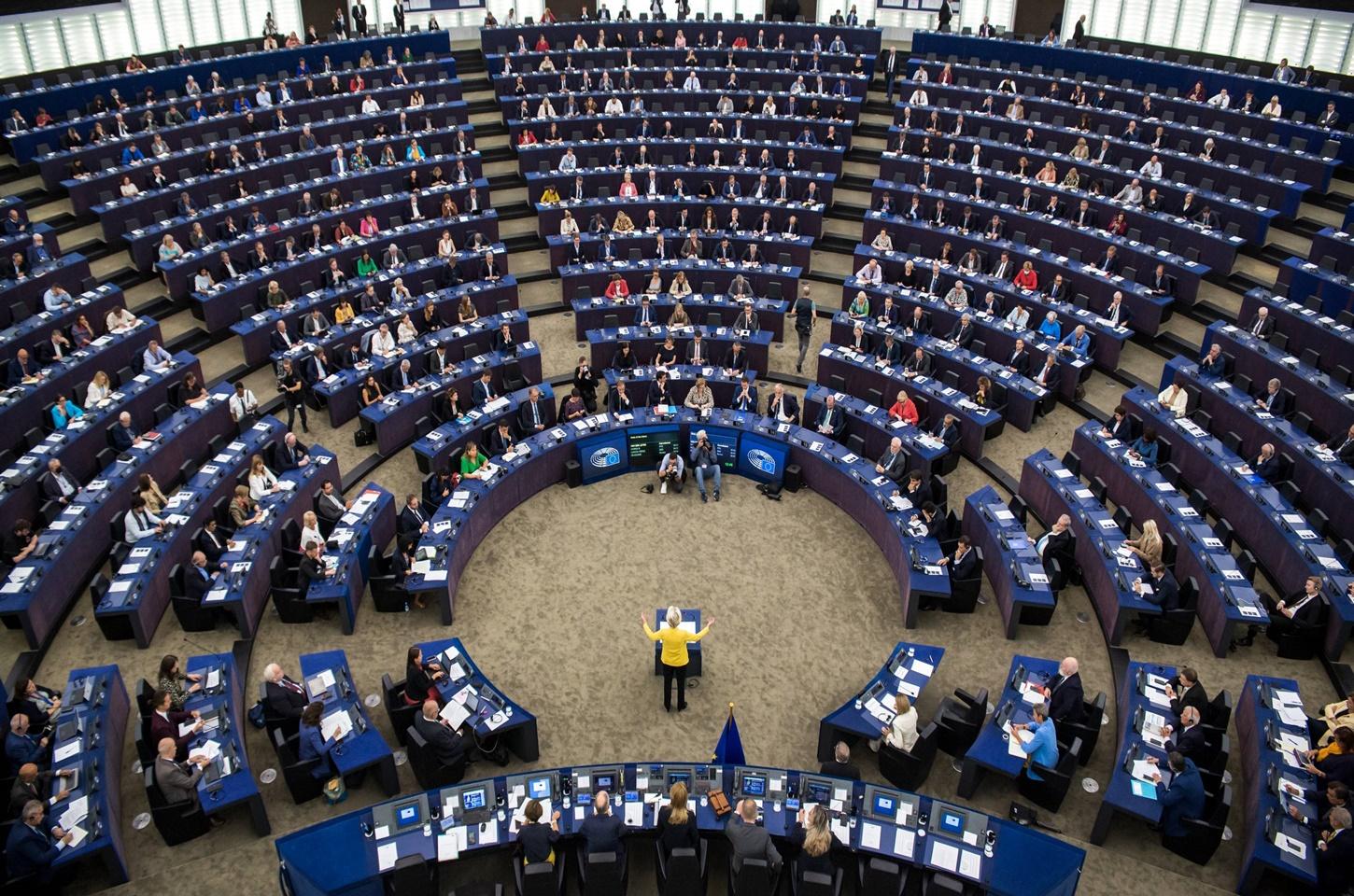 Governos negociam pastas mais importantes nas últimas horas para compor nova Comissão Europeia