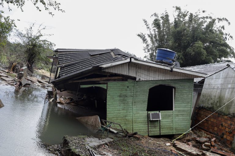 Comissão debate ações realizadas para a reconstrução do Rio Grande do Sul