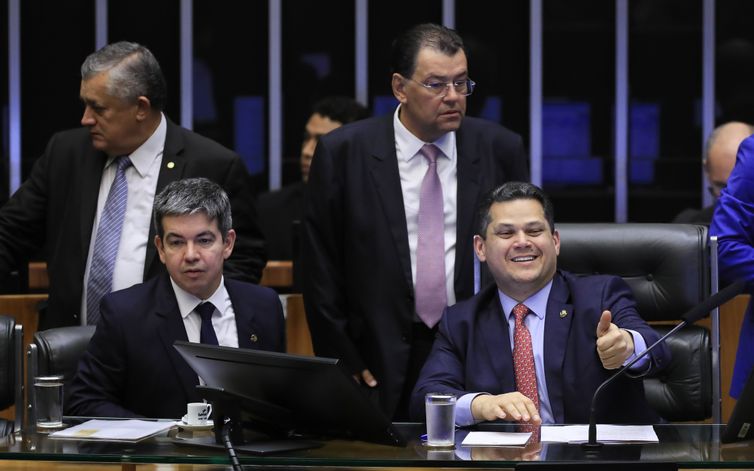 Orçamento de 2025 é aprovado pelo Congresso Nacional