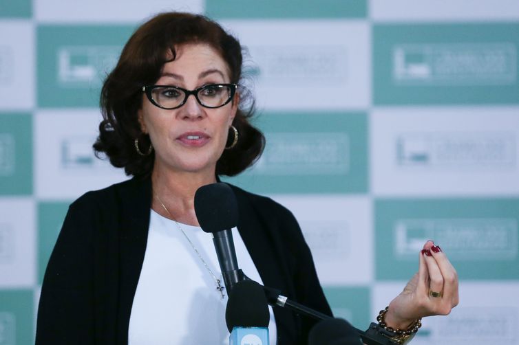 TRE de São Paulo mantém cassação do diploma de Carla Zambelli