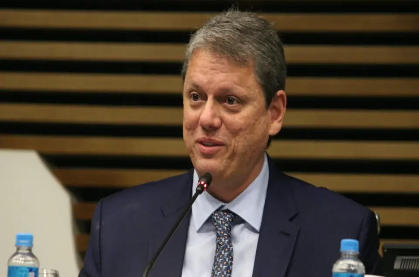 Bolsonaro indica Tarcísio e mais 14 como testemunhas em processo no STF