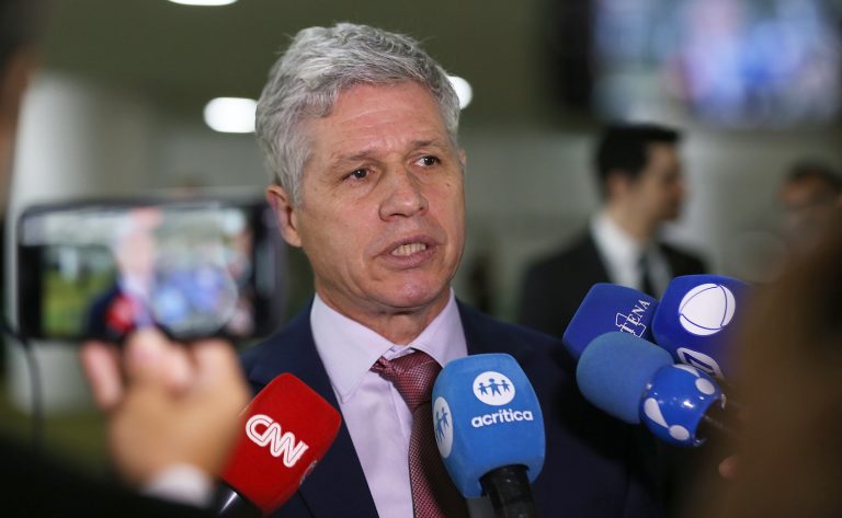Comissão de Agricultura ouve ministro sobre preço de alimentos, reforma agrária e invasões de terra