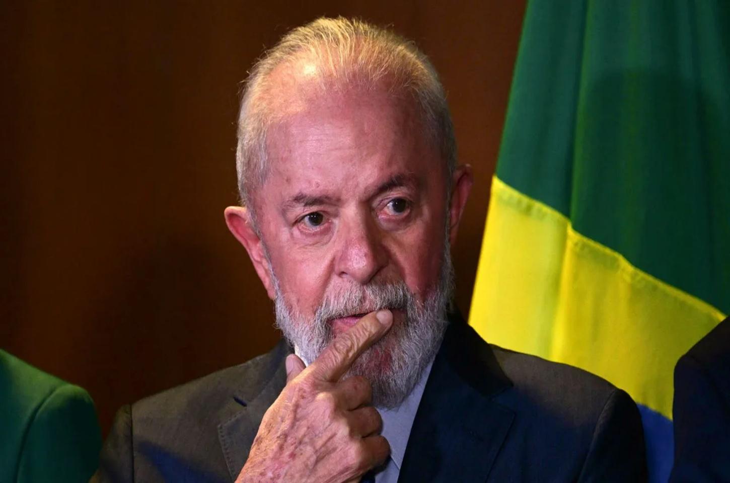 Ministros de Lula avaliam abreviar permanência no governo