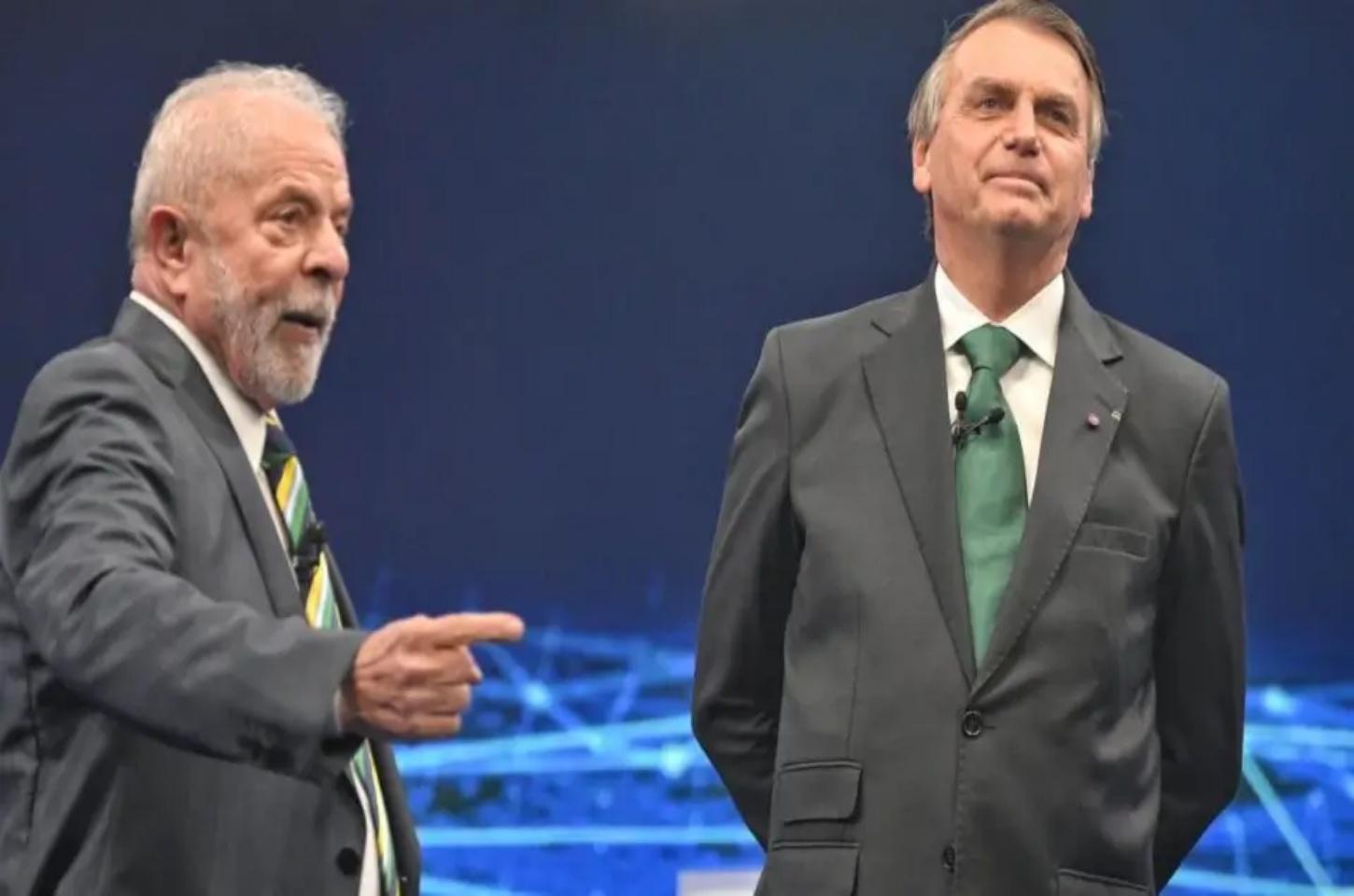 Bolsonaro venceria Lula em cenário de 2022, mostra pesquisa