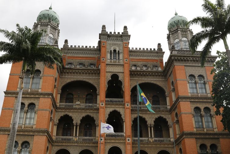 Covid-19: vacina de RNA da Fiocruz tem eficácia em testes com animais