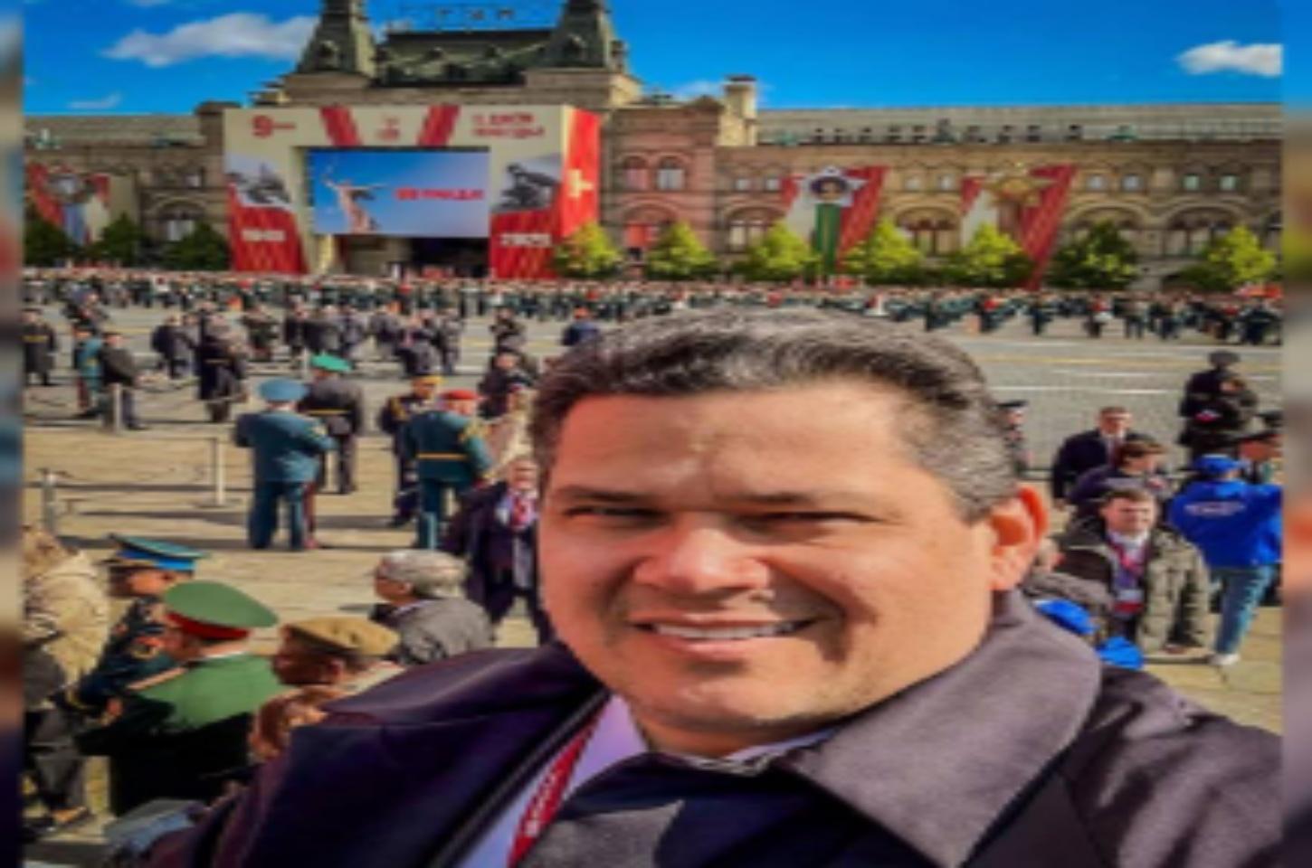 “Emocionante”, diz Alcolumbre em desfile do Dia da Vitória na Rússia
