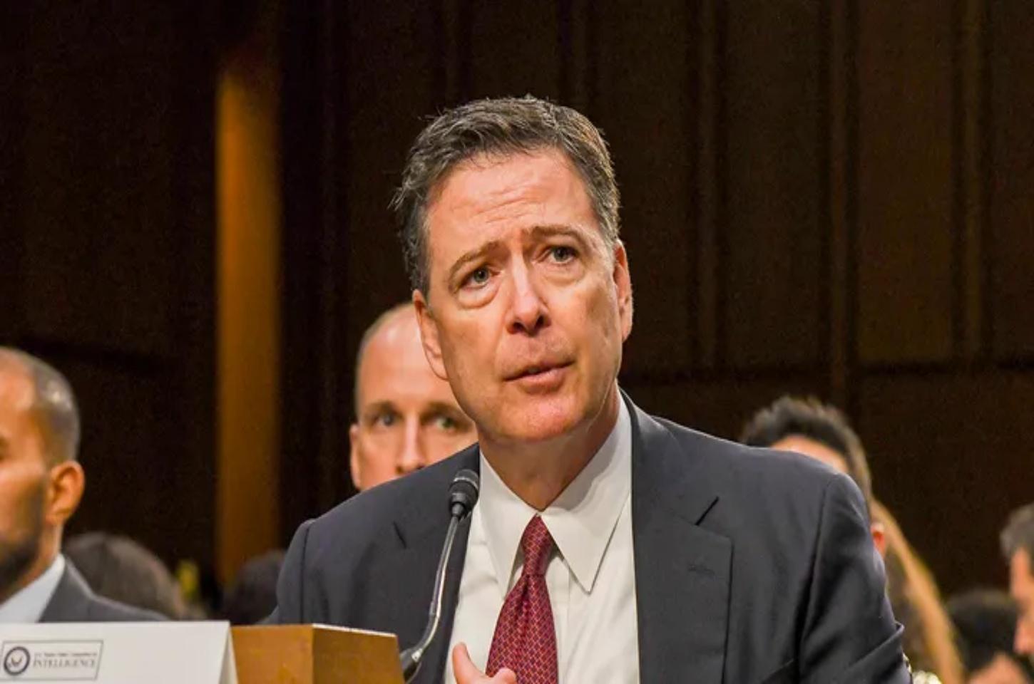 Ex-diretor do FBI James Comey se reúne com Serviço Secreto após polêmica postagem ’86 47′