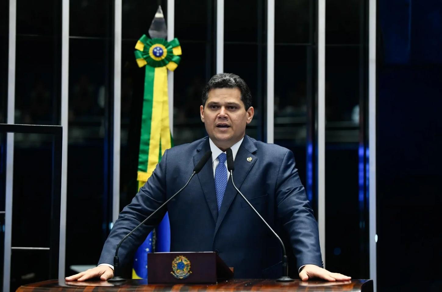 Mandato de 5 anos no Senado enfrenta resistência e divide líderes