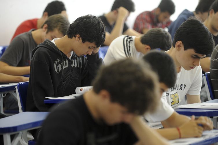 MEC divulga lista de espera das vagas remanescentes do Fies