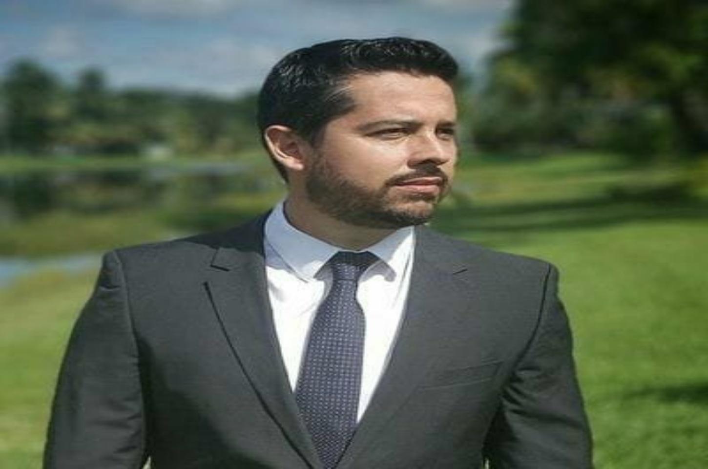 O advogado de porta de xadrex chama Paulo Figueiredo de “pseudojornalista”
