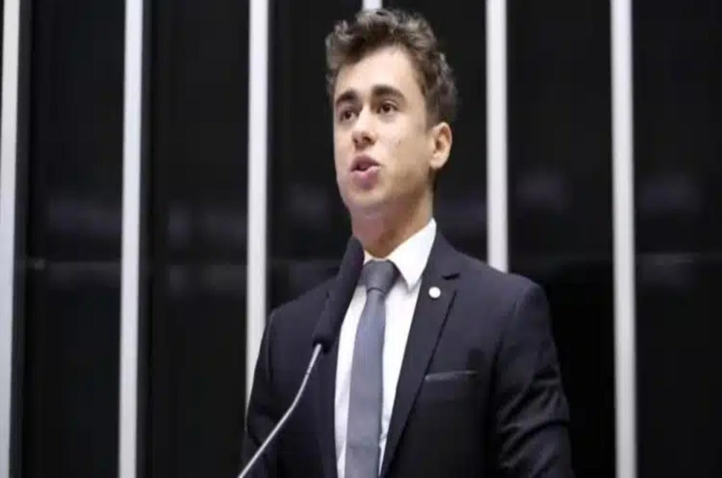 Nikolas aciona STF para obrigar Motta a instalar CPI do INSS