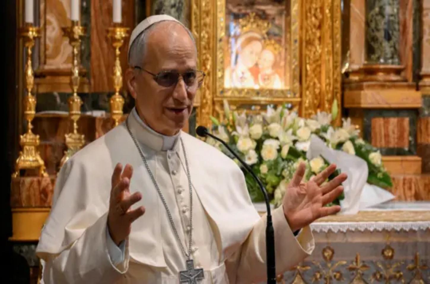 Papa diz que união entre homem e mulher é alicerce da família