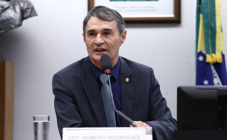 Projeto cria exigência de entrega rigorosa de produtos comprados pela internet
