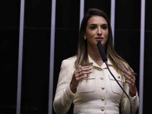 Projeto cria programa de capacitação de mulheres para atuar no turismo