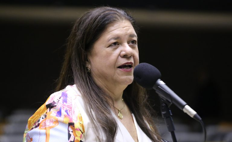 Projeto determina que crime de estupro de vulnerável seja julgado no domicílio da vítima