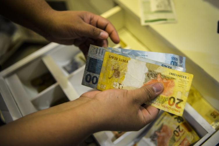 Zanin dá mais dois anos para adesão a acordo de perdas inflacionárias