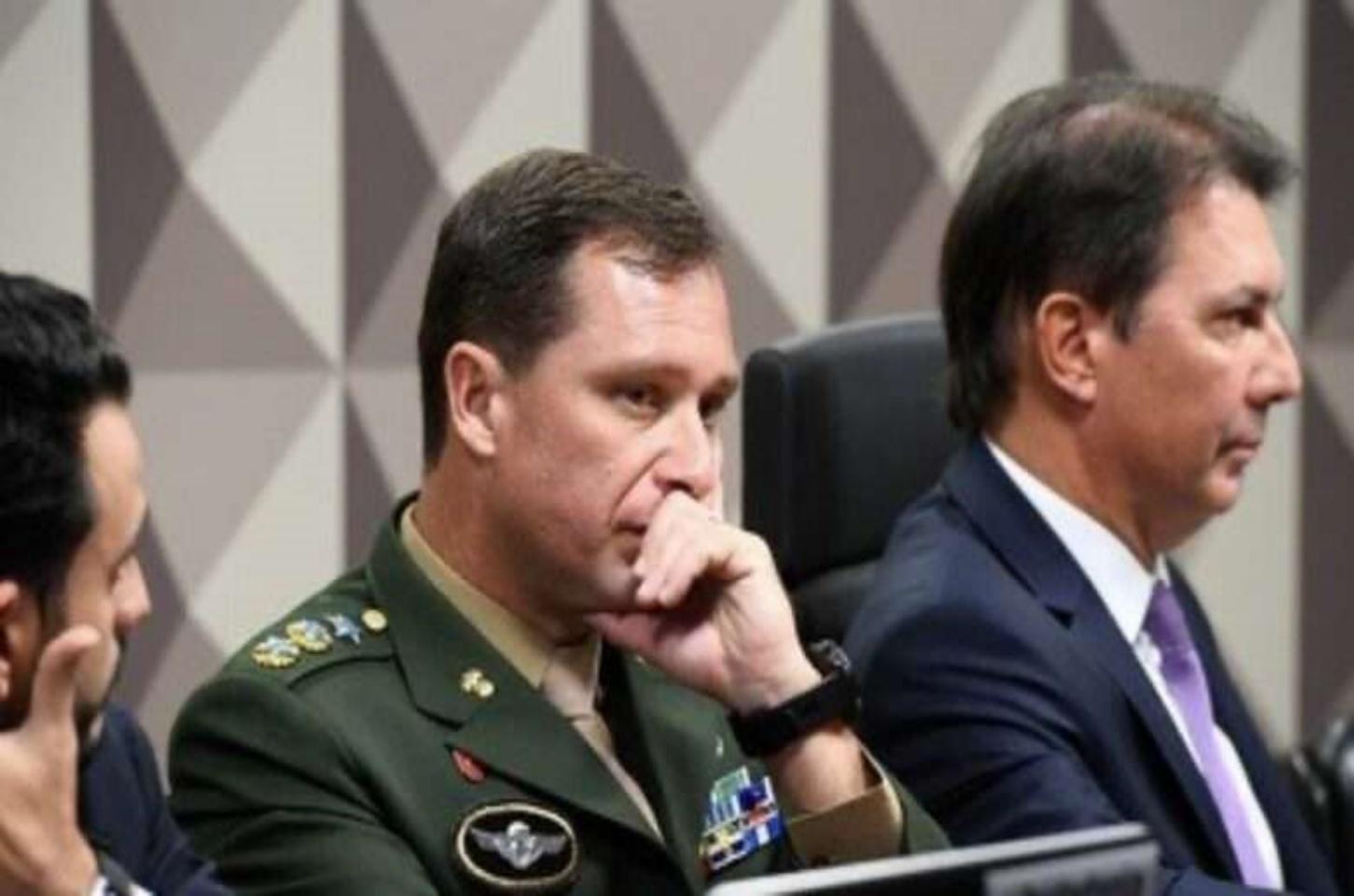 As conversas entre Moraes e o comandante do Exército, segundo Mauro Cid