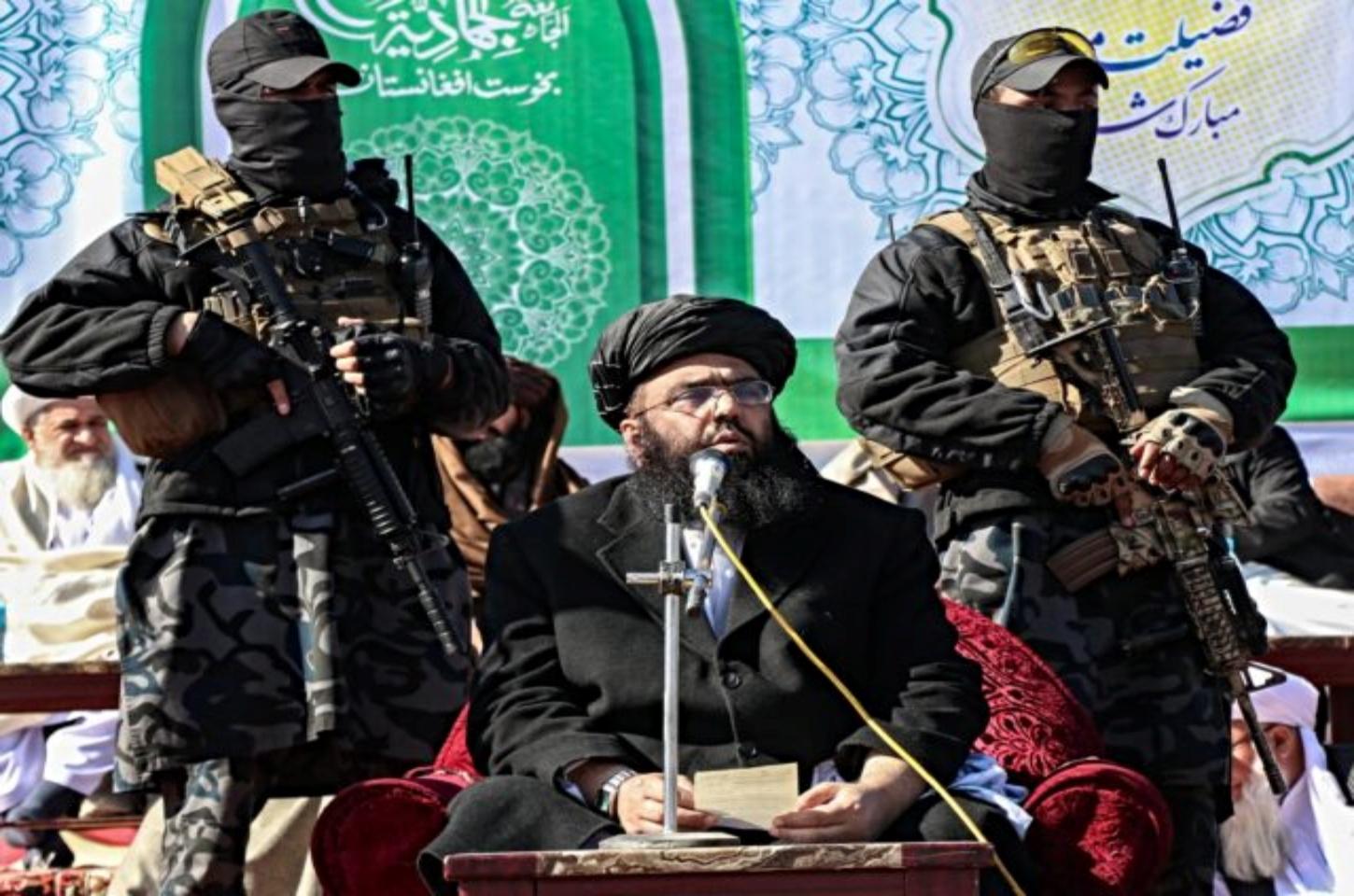 Tribunal Penal Internacional Emite Mandados de Prisão para Líderes do Taliban