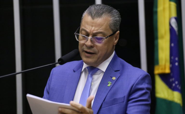 Câmara aprova permissão de recursos de emendas para atendimento pré-hospitalar realizado por bombeiros